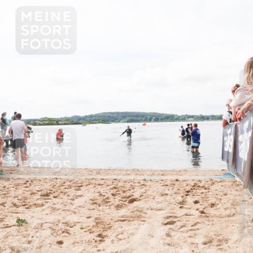 21.06.2026 - Viking Triathlon Michael Strokosch http://msf.ph/oto/9824183 21.06.2026 10:26:12 Schwimmen 2 meine-sportfotos.de