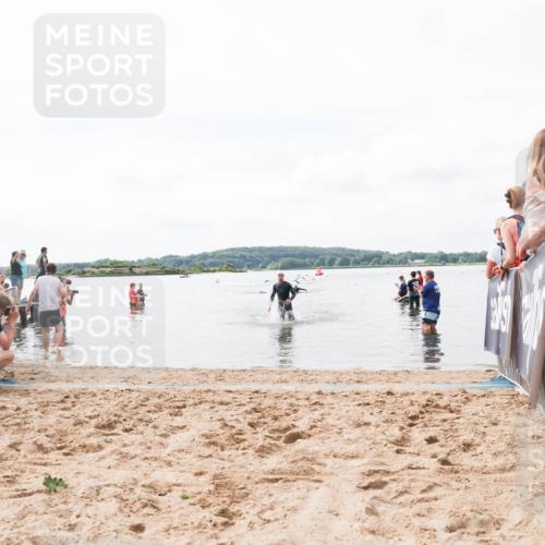 21.06.2026 - Viking Triathlon Michael Strokosch http://msf.ph/oto/9824193 21.06.2026 10:26:15 Schwimmen 2 meine-sportfotos.de
