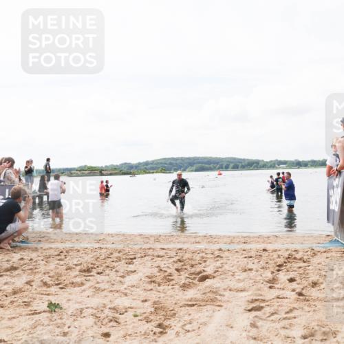 21.06.2026 - Viking Triathlon Michael Strokosch http://msf.ph/oto/9824199 21.06.2026 10:26:17 Schwimmen 2 meine-sportfotos.de
