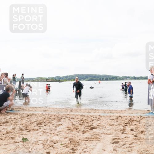 21.06.2026 - Viking Triathlon Michael Strokosch http://msf.ph/oto/9824202 21.06.2026 10:26:18 Schwimmen 2 meine-sportfotos.de