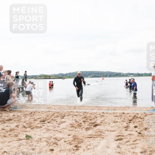 21.06.2026 - Viking Triathlon Michael Strokosch http://msf.ph/oto/9824203 21.06.2026 10:26:19 Schwimmen 2 meine-sportfotos.de