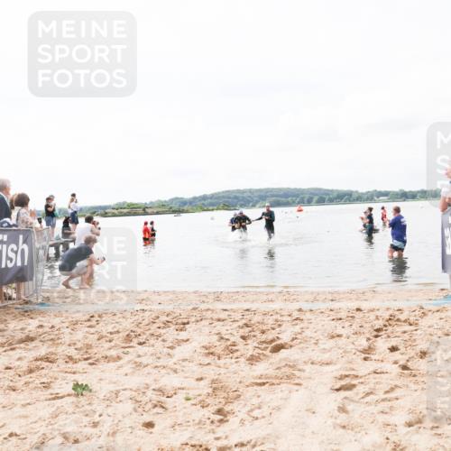21.06.2026 - Viking Triathlon Michael Strokosch http://msf.ph/oto/9824224 21.06.2026 10:26:25 Schwimmen 2, 21, 548 meine-sportfotos.de
