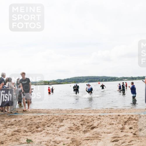 21.06.2026 - Viking Triathlon Michael Strokosch http://msf.ph/oto/9824305 21.06.2026 10:26:59 Schwimmen 176, 334, 426, 453, 547 meine-sportfotos.de