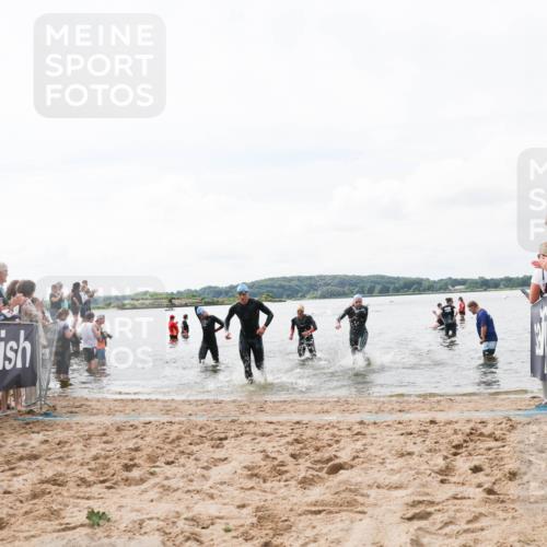 21.06.2026 - Viking Triathlon Michael Strokosch http://msf.ph/oto/9824330 21.06.2026 10:27:07 Schwimmen 7, 25, 176, 426, 547, 575 meine-sportfotos.de