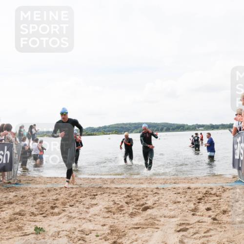 21.06.2026 - Viking Triathlon Michael Strokosch http://msf.ph/oto/9824335 21.06.2026 10:27:09 Schwimmen 7, 25, 176, 426, 547, 575 meine-sportfotos.de