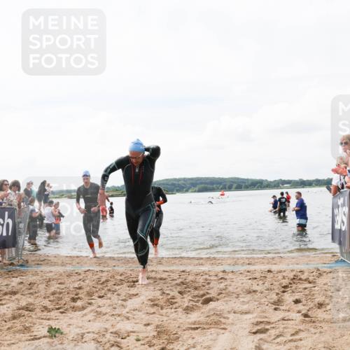 21.06.2026 - Viking Triathlon Michael Strokosch http://msf.ph/oto/9824341 21.06.2026 10:27:11 Schwimmen 7, 25, 426, 547, 575 meine-sportfotos.de