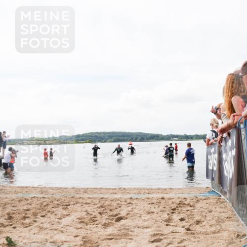 21.06.2026 - Viking Triathlon Michael Strokosch http://msf.ph/oto/9824360 21.06.2026 10:27:29 Schwimmen 669 meine-sportfotos.de