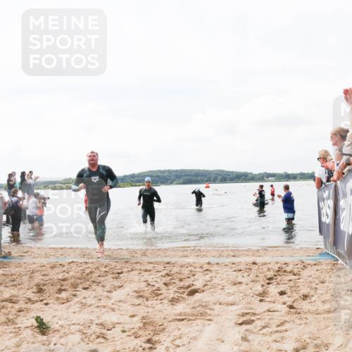 21.06.2026 - Viking Triathlon Michael Strokosch http://msf.ph/oto/9824384 21.06.2026 10:27:37 Schwimmen 46, 626, 669 meine-sportfotos.de