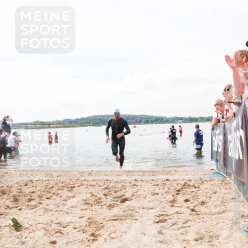 21.06.2026 - Viking Triathlon Michael Strokosch http://msf.ph/oto/9824413 21.06.2026 10:27:47 Schwimmen 422, 626 meine-sportfotos.de