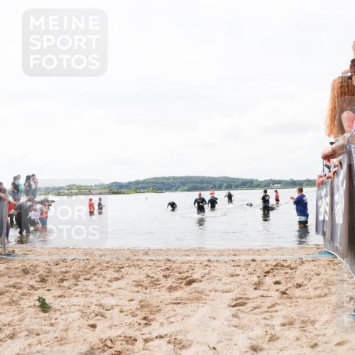 21.06.2026 - Viking Triathlon Michael Strokosch http://msf.ph/oto/9824420 21.06.2026 10:27:59 Schwimmen 620 meine-sportfotos.de