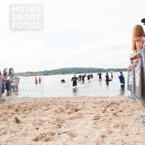 21.06.2026 - Viking Triathlon Michael Strokosch http://msf.ph/oto/9824428 21.06.2026 10:28:01 Schwimmen 119, 565, 620 meine-sportfotos.de