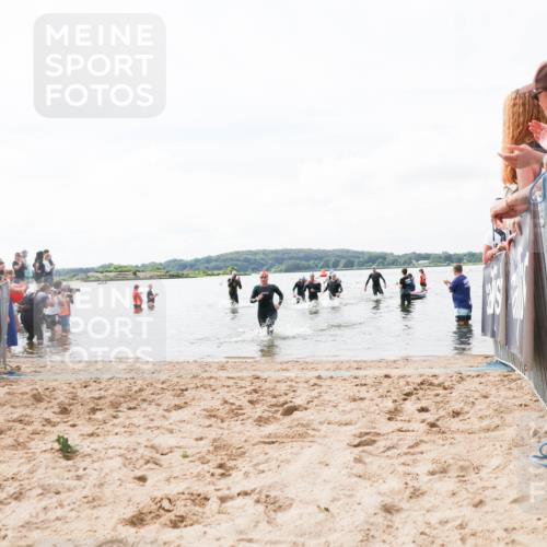 21.06.2026 - Viking Triathlon Michael Strokosch http://msf.ph/oto/9824432 21.06.2026 10:28:03 Schwimmen 19, 119, 565, 620 meine-sportfotos.de