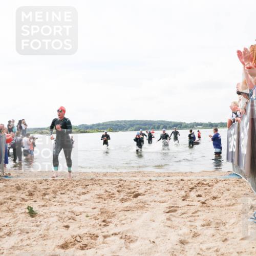 21.06.2026 - Viking Triathlon Michael Strokosch http://msf.ph/oto/9824439 21.06.2026 10:28:05 Schwimmen 19, 119, 371, 565, 620 meine-sportfotos.de