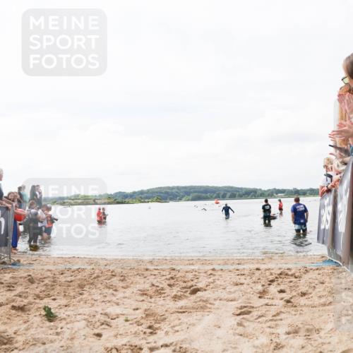 21.06.2026 - Viking Triathlon Michael Strokosch http://msf.ph/oto/9824503 21.06.2026 10:28:26 Schwimmen 29 meine-sportfotos.de
