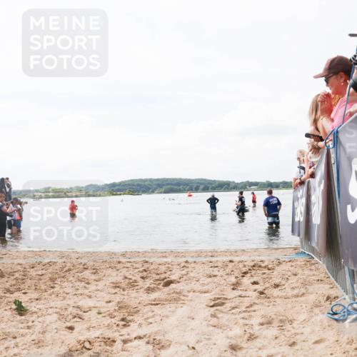 21.06.2026 - Viking Triathlon Michael Strokosch http://msf.ph/oto/9824509 21.06.2026 10:28:31 Schwimmen 29 meine-sportfotos.de
