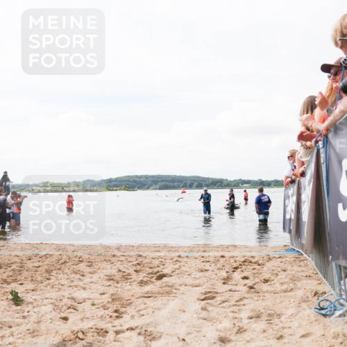21.06.2026 - Viking Triathlon Michael Strokosch http://msf.ph/oto/9824518 21.06.2026 10:28:34 Schwimmen 271 meine-sportfotos.de