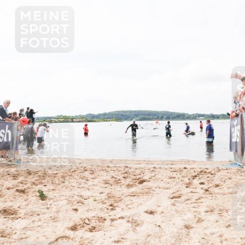 21.06.2026 - Viking Triathlon Michael Strokosch http://msf.ph/oto/9824554 21.06.2026 10:28:57 Schwimmen 466 meine-sportfotos.de