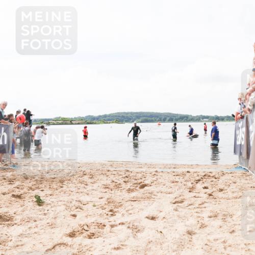 21.06.2026 - Viking Triathlon Michael Strokosch http://msf.ph/oto/9824555 21.06.2026 10:28:57 Schwimmen 466 meine-sportfotos.de