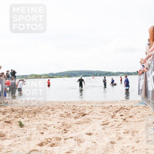 21.06.2026 - Viking Triathlon Michael Strokosch http://msf.ph/oto/9824557 21.06.2026 10:28:58 Schwimmen 466 meine-sportfotos.de