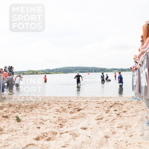21.06.2026 - Viking Triathlon Michael Strokosch http://msf.ph/oto/9824560 21.06.2026 10:28:59 Schwimmen 466 meine-sportfotos.de