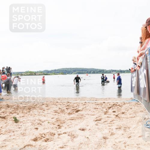 21.06.2026 - Viking Triathlon Michael Strokosch http://msf.ph/oto/9824561 21.06.2026 10:28:59 Schwimmen 466 meine-sportfotos.de