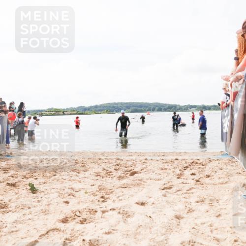 21.06.2026 - Viking Triathlon Michael Strokosch http://msf.ph/oto/9824568 21.06.2026 10:29:02 Schwimmen 466 meine-sportfotos.de