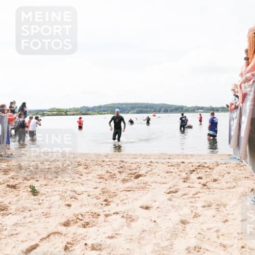 21.06.2026 - Viking Triathlon Michael Strokosch http://msf.ph/oto/9824571 21.06.2026 10:29:03 Schwimmen 466 meine-sportfotos.de
