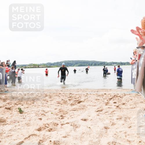 21.06.2026 - Viking Triathlon Michael Strokosch http://msf.ph/oto/9824574 21.06.2026 10:29:04 Schwimmen 466 meine-sportfotos.de