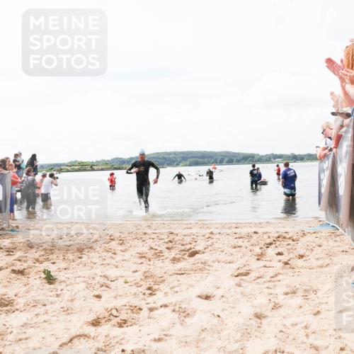 21.06.2026 - Viking Triathlon Michael Strokosch http://msf.ph/oto/9824576 21.06.2026 10:29:04 Schwimmen 466 meine-sportfotos.de