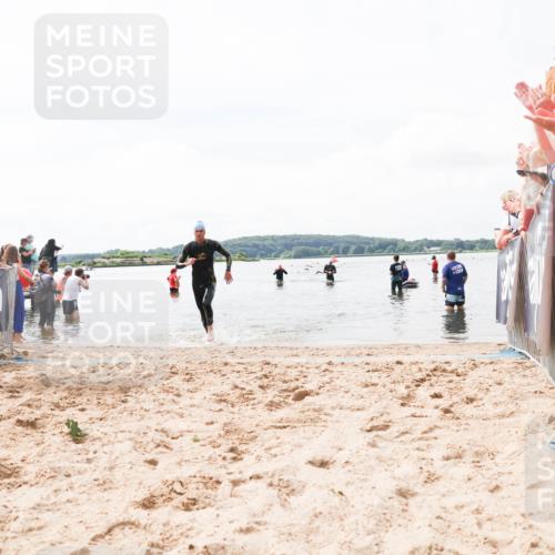 21.06.2026 - Viking Triathlon Michael Strokosch http://msf.ph/oto/9824578 21.06.2026 10:29:05 Schwimmen 466 meine-sportfotos.de
