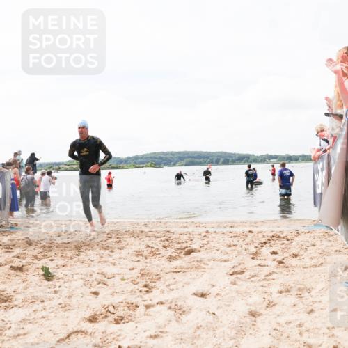 21.06.2026 - Viking Triathlon Michael Strokosch http://msf.ph/oto/9824582 21.06.2026 10:29:06 Schwimmen 466 meine-sportfotos.de
