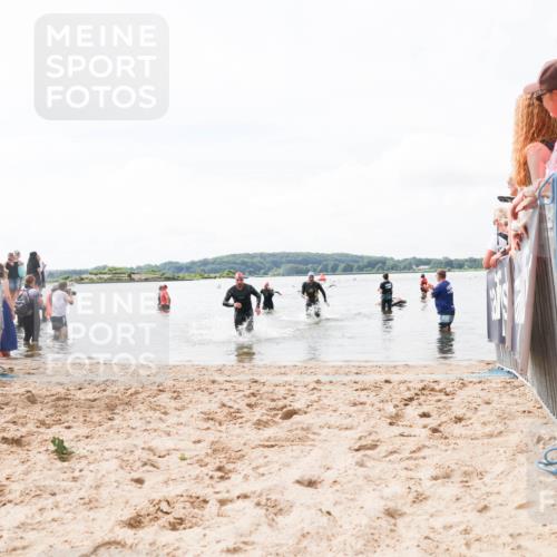 21.06.2026 - Viking Triathlon Michael Strokosch http://msf.ph/oto/9824611 21.06.2026 10:29:16 Schwimmen 441, 640, 643 meine-sportfotos.de