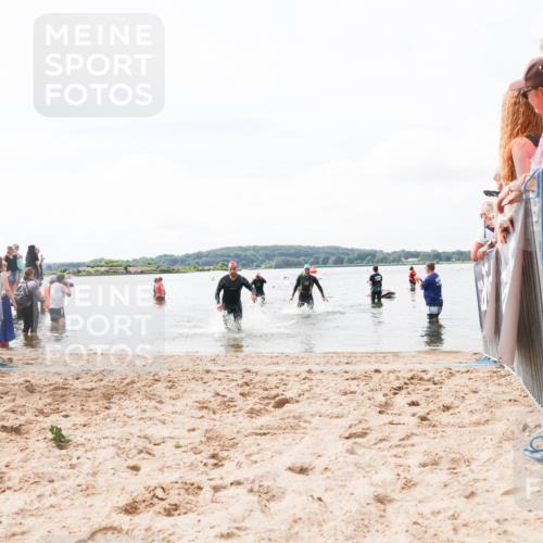 21.06.2026 - Viking Triathlon Michael Strokosch http://msf.ph/oto/9824612 21.06.2026 10:29:16 Schwimmen 441, 640, 643 meine-sportfotos.de