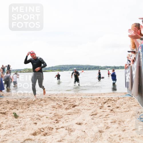21.06.2026 - Viking Triathlon Michael Strokosch http://msf.ph/oto/9824619 21.06.2026 10:29:19 Schwimmen 441, 640, 643 meine-sportfotos.de