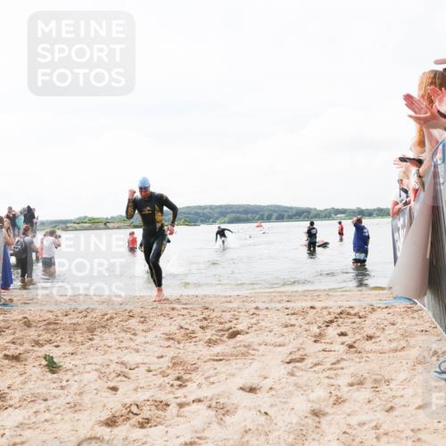 21.06.2026 - Viking Triathlon Michael Strokosch http://msf.ph/oto/9824627 21.06.2026 10:29:21 Schwimmen 65, 441, 640, 643 meine-sportfotos.de