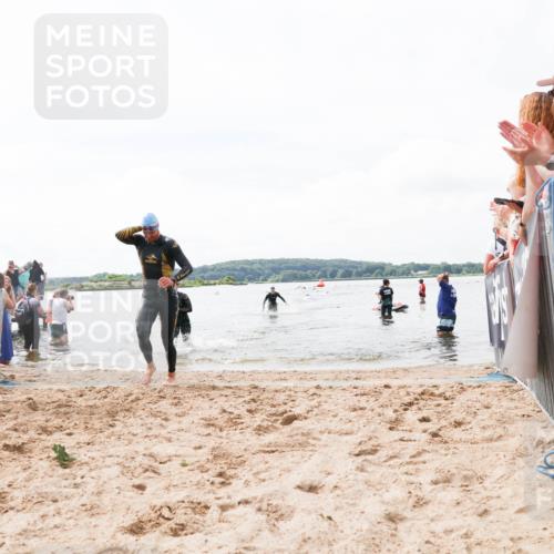 21.06.2026 - Viking Triathlon Michael Strokosch http://msf.ph/oto/9824628 21.06.2026 10:29:22 Schwimmen 65, 441, 640, 643 meine-sportfotos.de