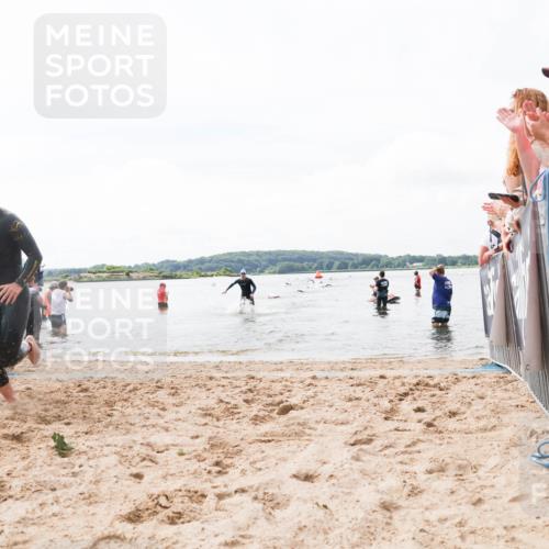 21.06.2026 - Viking Triathlon Michael Strokosch http://msf.ph/oto/9824636 21.06.2026 10:29:24 Schwimmen 65, 441, 640, 643 meine-sportfotos.de