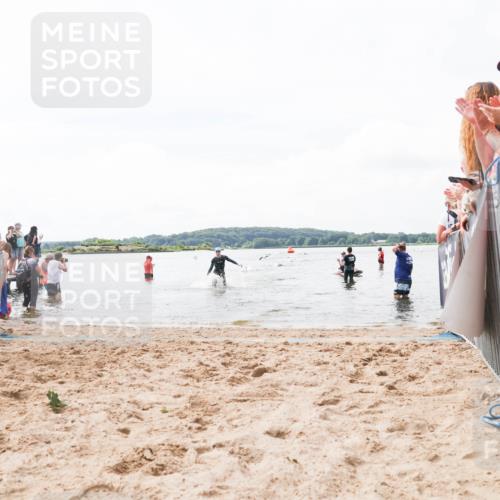21.06.2026 - Viking Triathlon Michael Strokosch http://msf.ph/oto/9824638 21.06.2026 10:29:25 Schwimmen 65, 441, 643 meine-sportfotos.de