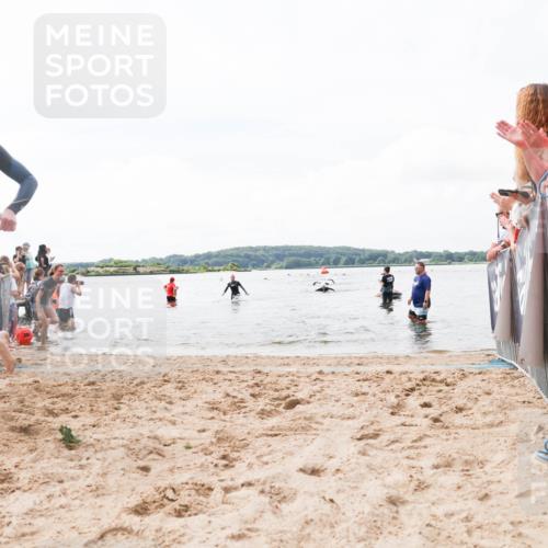 21.06.2026 - Viking Triathlon Michael Strokosch http://msf.ph/oto/9824654 21.06.2026 10:29:30 Schwimmen 65, 643 meine-sportfotos.de