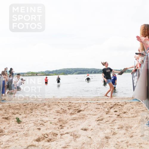 21.06.2026 - Viking Triathlon Michael Strokosch http://msf.ph/oto/9824661 21.06.2026 10:29:33 Schwimmen 65, 610 meine-sportfotos.de