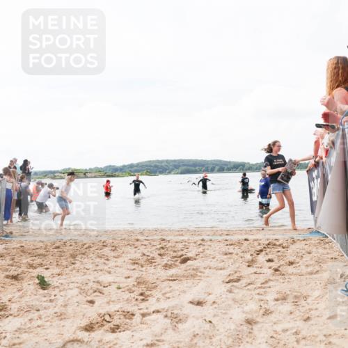 21.06.2026 - Viking Triathlon Michael Strokosch http://msf.ph/oto/9824662 21.06.2026 10:29:33 Schwimmen 65, 610 meine-sportfotos.de