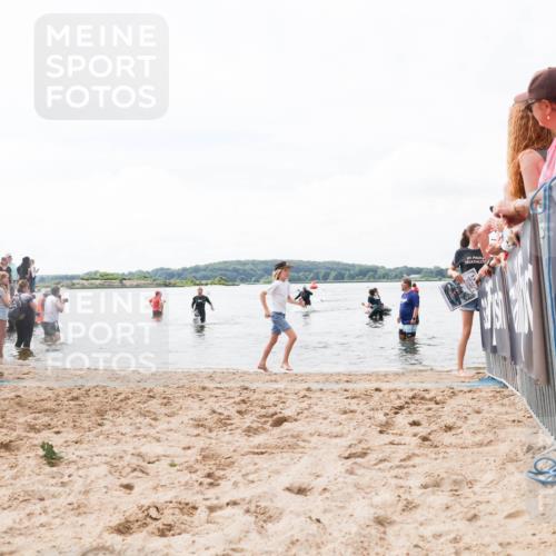 21.06.2026 - Viking Triathlon Michael Strokosch http://msf.ph/oto/9824665 21.06.2026 10:29:34 Schwimmen 65, 610 meine-sportfotos.de