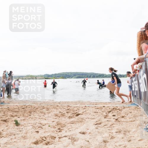 21.06.2026 - Viking Triathlon Michael Strokosch http://msf.ph/oto/9824669 21.06.2026 10:29:35 Schwimmen 65, 610 meine-sportfotos.de
