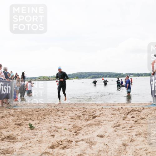 21.06.2026 - Viking Triathlon Michael Strokosch http://msf.ph/oto/9824695 21.06.2026 10:29:44 Schwimmen 74, 610 meine-sportfotos.de