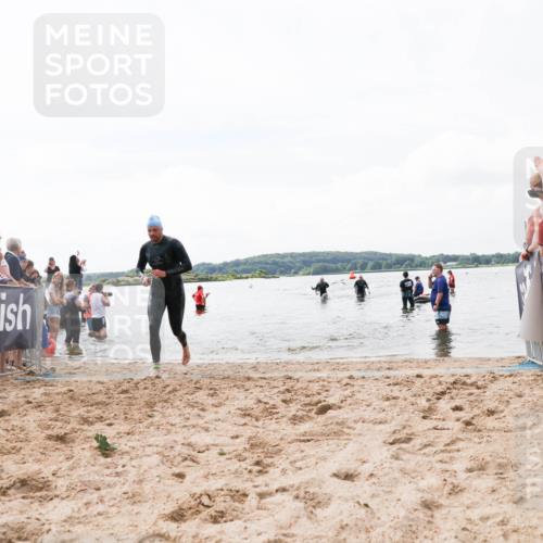 21.06.2026 - Viking Triathlon Michael Strokosch http://msf.ph/oto/9824697 21.06.2026 10:29:45 Schwimmen 74, 610 meine-sportfotos.de