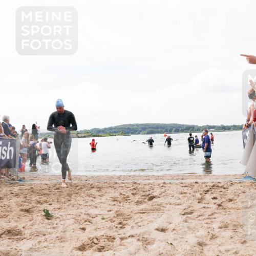 21.06.2026 - Viking Triathlon Michael Strokosch http://msf.ph/oto/9824698 21.06.2026 10:29:45 Schwimmen 74, 610 meine-sportfotos.de