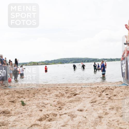 21.06.2026 - Viking Triathlon Michael Strokosch http://msf.ph/oto/9824702 21.06.2026 10:29:46 Schwimmen 74, 610 meine-sportfotos.de