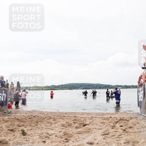 21.06.2026 - Viking Triathlon Michael Strokosch http://msf.ph/oto/9824706 21.06.2026 10:29:48 Schwimmen 74 meine-sportfotos.de