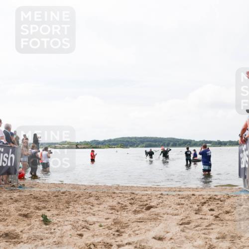 21.06.2026 - Viking Triathlon Michael Strokosch http://msf.ph/oto/9824707 21.06.2026 10:29:48 Schwimmen 74 meine-sportfotos.de