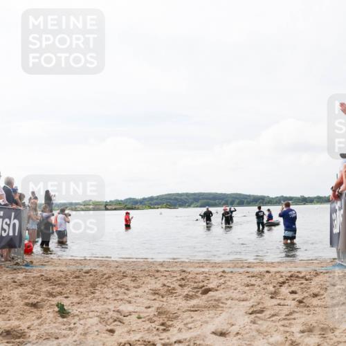 21.06.2026 - Viking Triathlon Michael Strokosch http://msf.ph/oto/9824708 21.06.2026 10:29:48 Schwimmen 74 meine-sportfotos.de